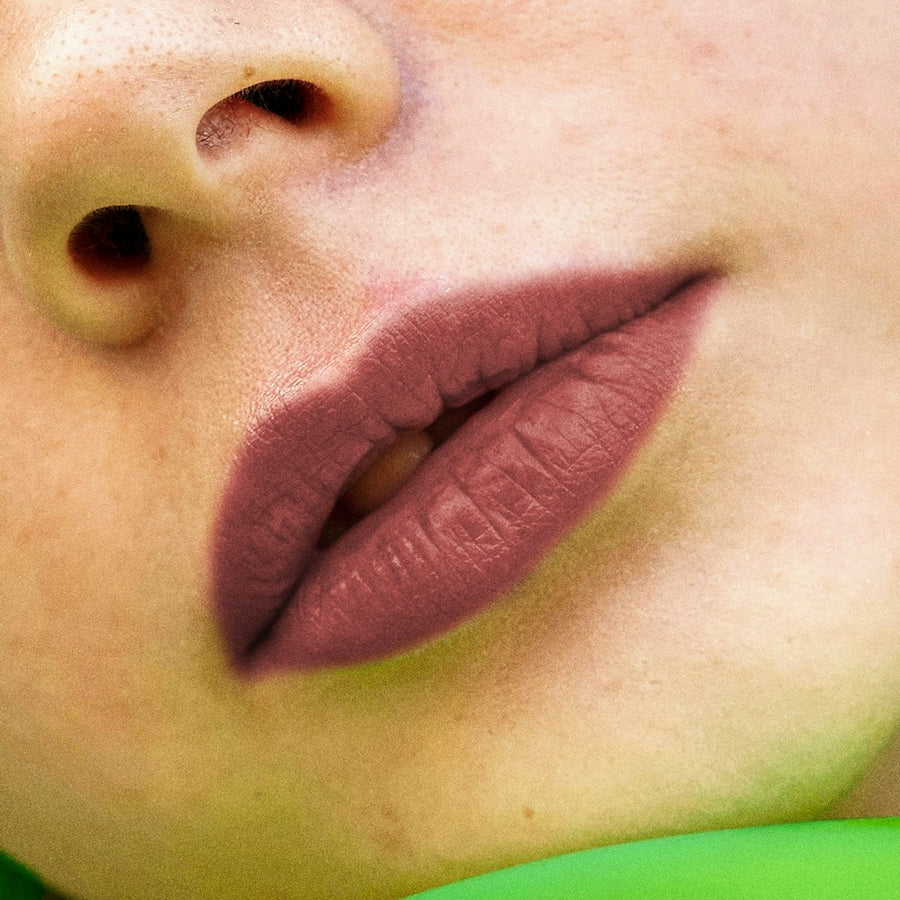Velvet Cocokiss Lip Pencil
