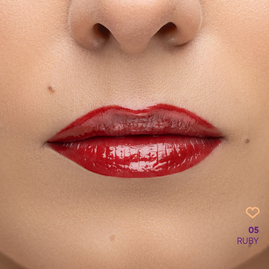 Lip-Lip-Ossession Hydraglow Stick Ultra-Shiny Gloss in Stick