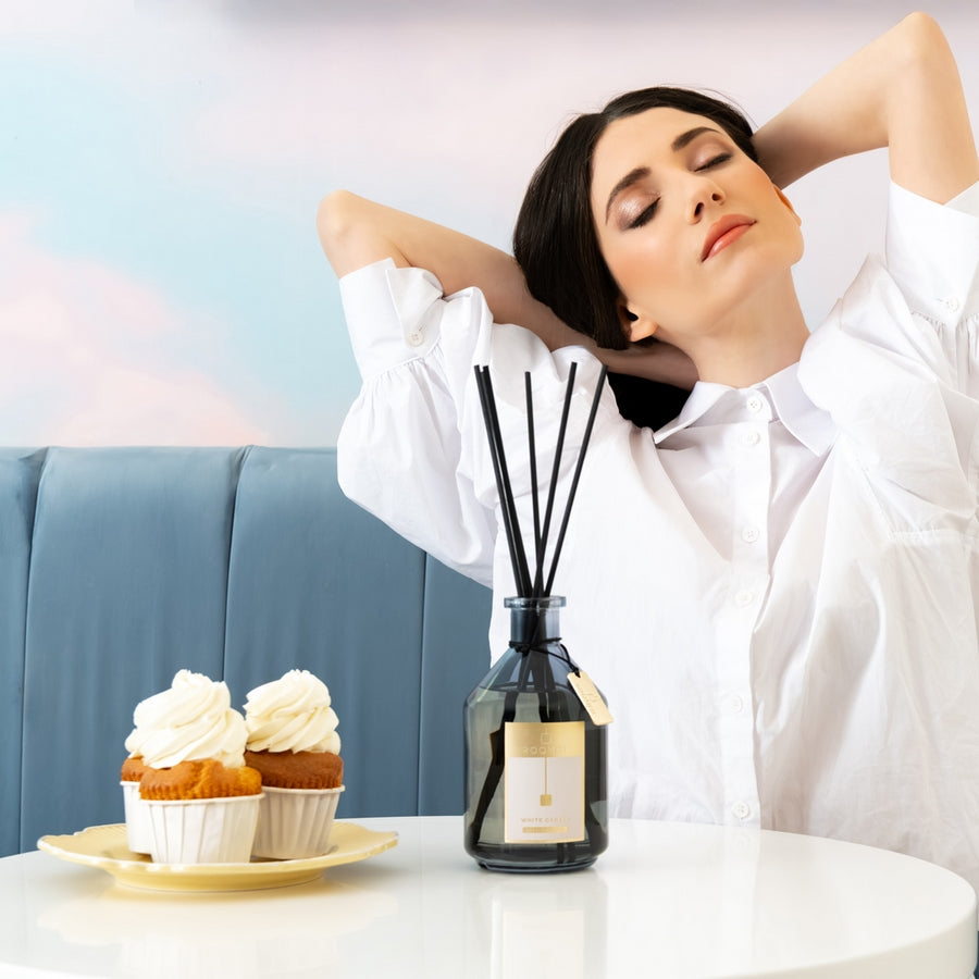 White Caress Profumatore Ambiente a Bastoncini